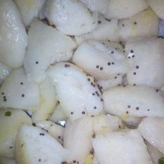 A picture of Fried idli.