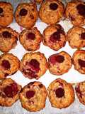 Raspberry cookies with oat flour
