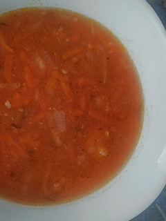 Paradicsomleves nokedlivel recept fotója