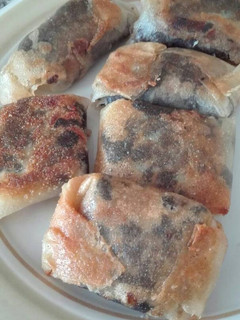Una foto de Saquitos de morcilla de pasta brick