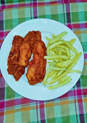 A picture of Amritsari fish Fry with finger chip.