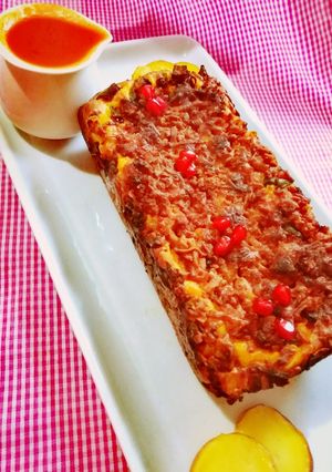 عکسی از دستور کیک وکلوچه گوشت وسس پنیر