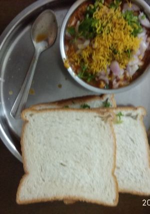A picture of Mishal.