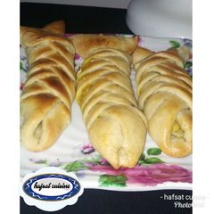 A picture of Chicken bread.