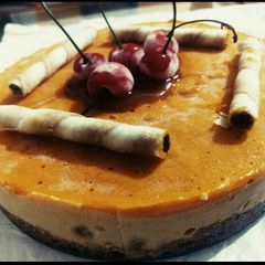 Mango ginger cheese cake A picture of Mango ginger cheese cake.