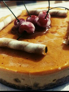 A picture of Mango ginger cheese cake.