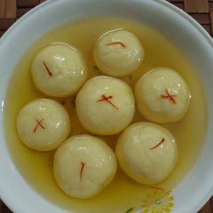 A picture of Rajbhog.