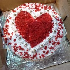 A picture of Red velvet cake.