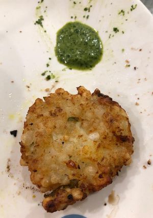 A picture of Sabudana tikki.