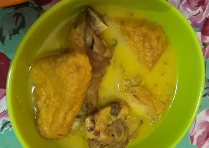 Opor ayam dan tahu