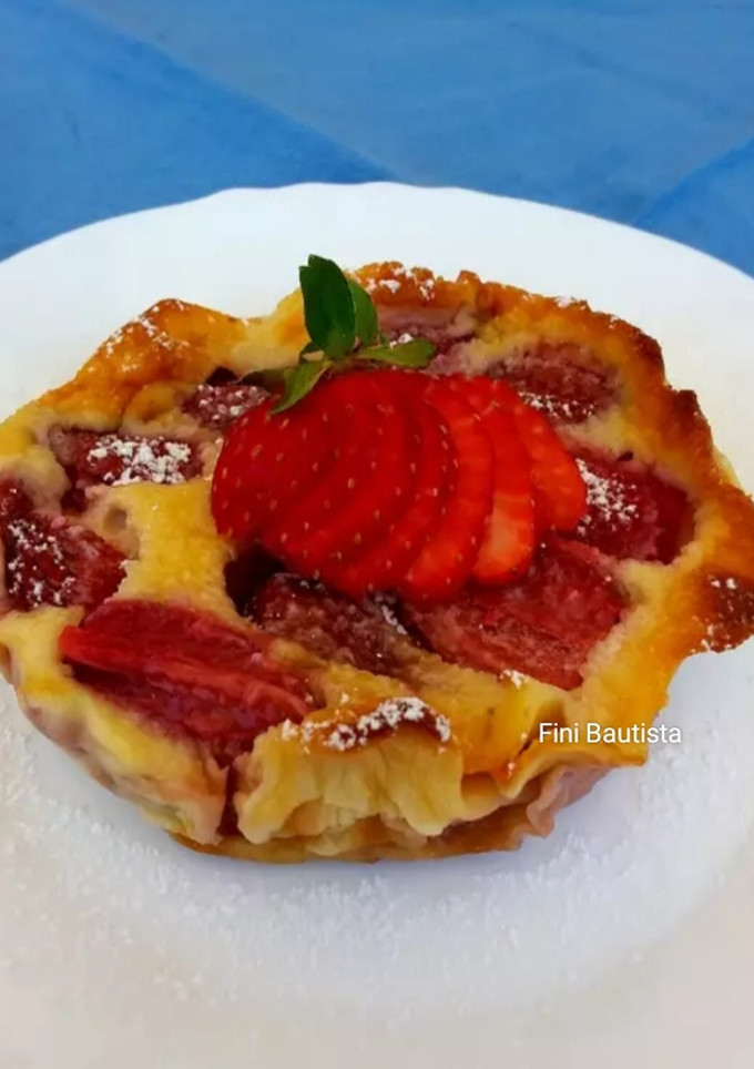Una foto de Tartas individuales de fresa (Clafoutis)