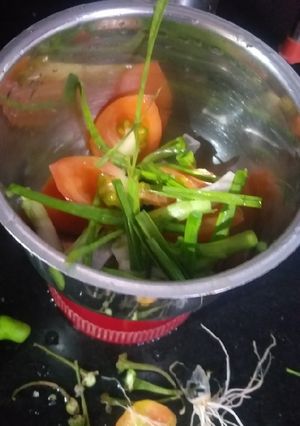 हरे लहसुन की चटनी (hare lehsun ki chutney recipe in Hindi) रेसिपी मुख्य फोटो