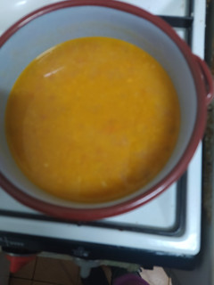 Una foto de Guiso de salchichas de mi abuela en chefbot