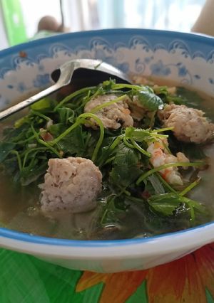 Hình của món Canh rau má Nấu tôm và chả cá.