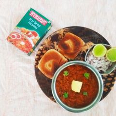 A picture of Pav Bhaji.