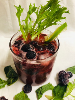 A picture of Raspberry Mojito.