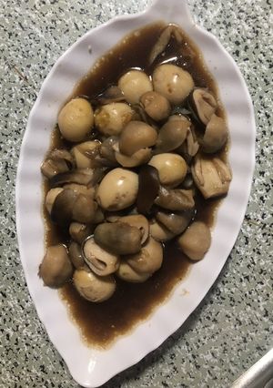 Hình của món Nấm rơm kho trứng cút.