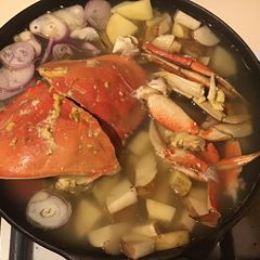 A picture of California Farm Fresh Crab Fest.