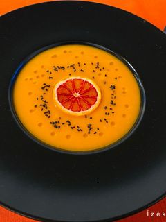 Narancsos-édesburgonya krémleves recept fotója