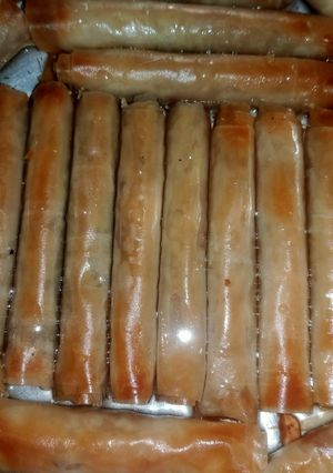A picture of My Mom's Baklava.