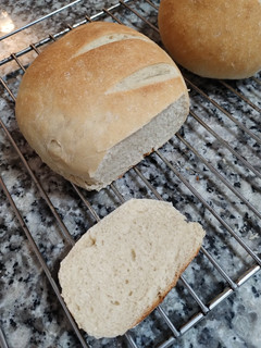Una foto de Pan casero SIN GRASA 🍞🥖