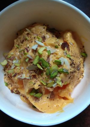 મેંગો શ્રીખંડ (Mango Shrikhand Recipe In Gujarati) રેસીપી મુખ્ય ફોટો