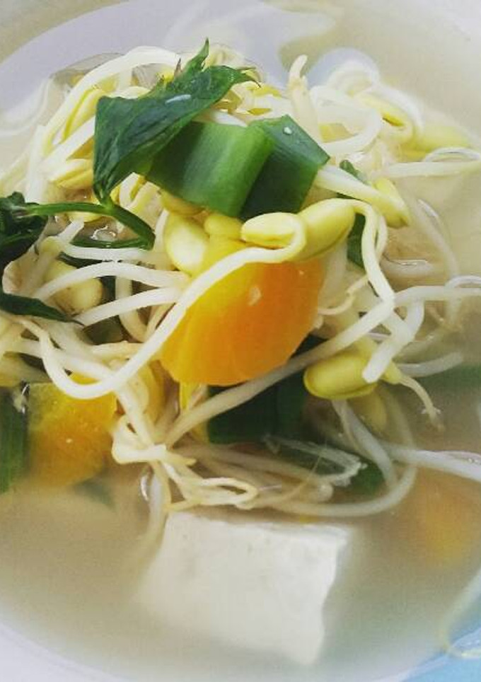 Foto resep 콩나물 국 Kongnamul Guk Sup Tauge🍜