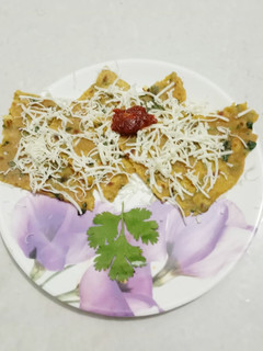 ચીઝ મેથી પરોઠા(Cheese methi paratha recipe in Gujarati રેસીપી મુખ્ય ફોટો