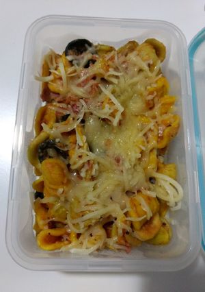 Una foto de Pasta con kumato y bacon
