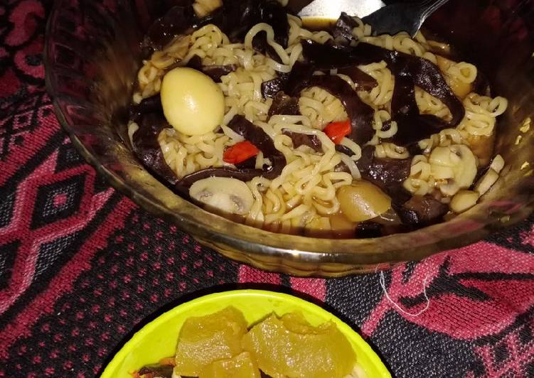 Ramen jamur