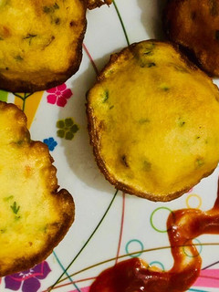 A picture of Egg pua #deepfried.