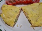 Omelette de pechuga de pavo y aguacate
