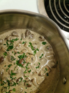 A picture of Mushroom sauce.