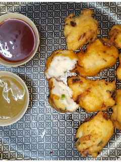 A picture of Crispy Urad dal Vada.