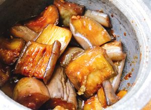 Hình của món Cà tím om tương miso.