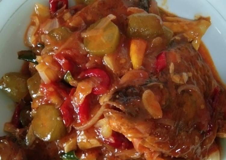 Resep Ikan nila asam pedas yang Bisa Manjain Lidah