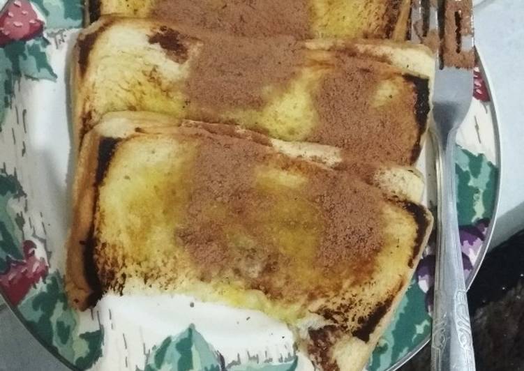 Roti bakar cokelat keju hujan Milo