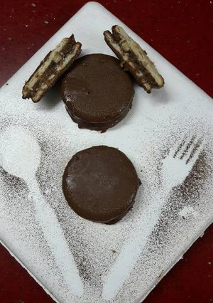 A picture of Dates coffee choco pie.