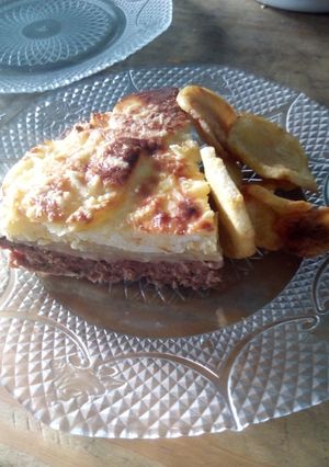 Una foto de Tarta de carne y papas