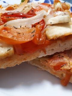 Una foto de Pizza de verduras