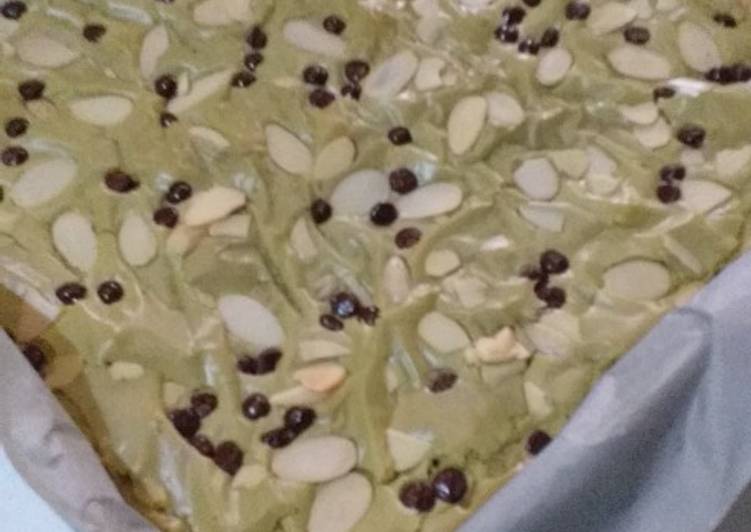  Resep Brownies panggang Green Tea  oleh Aniek Sulistyorini 