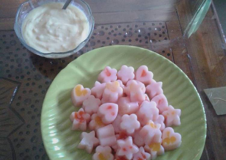 Puding strawberry vanila nutrigel