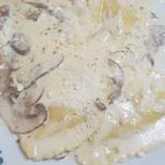 Pasta rellena de Parmigiano Reggiano y trufa negra ESPECTACULAR!
