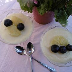 A picture of Lemon Posset Surprise.