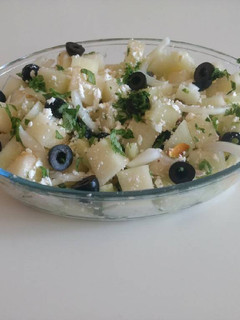 Una foto de Ensalada mediterránea