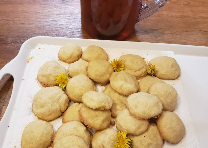 Dandelion Shortbread Cookies