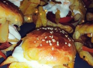 صورة لوصفة 🍔 ميني برغر روعة🍔 😋⁦❤️ حجم عائلي⁦🇩🇿⁩⁦❤️⁩🍓🥪