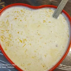 A picture of Almond saffron milk with Fannia.