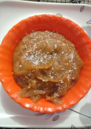 A picture of Besan Ka halwa.