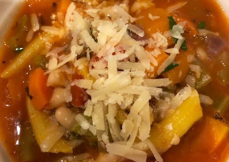 How to Make HOT Minestrone soup